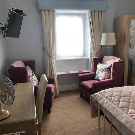 Stratford House Exclusively For Adults Hotell Llandudno Exteriör bild