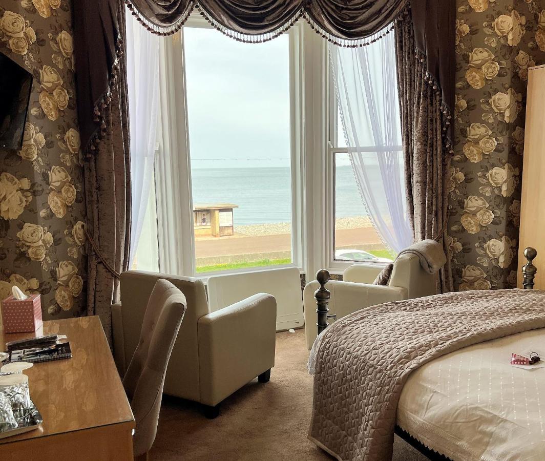 Stratford House Exclusively For Adults Hotell Llandudno Exteriör bild