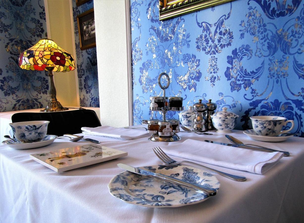 Stratford House Exclusively For Adults Hotell Llandudno Exteriör bild