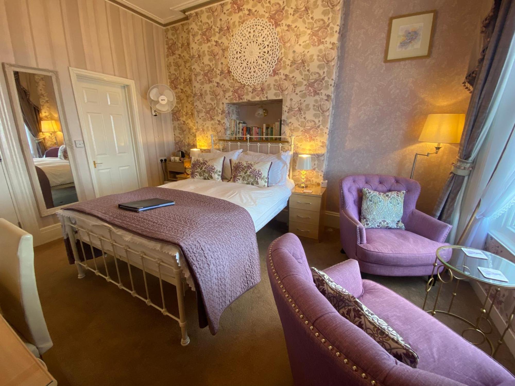 Stratford House Exclusively For Adults Hotell Llandudno Exteriör bild