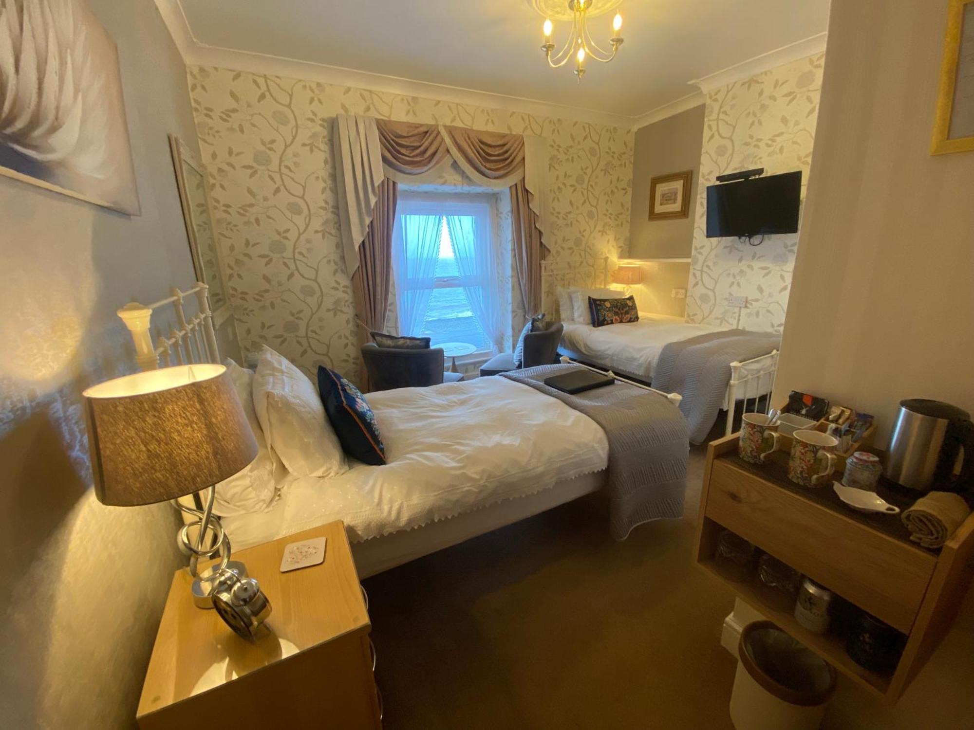 Stratford House Exclusively For Adults Hotell Llandudno Exteriör bild
