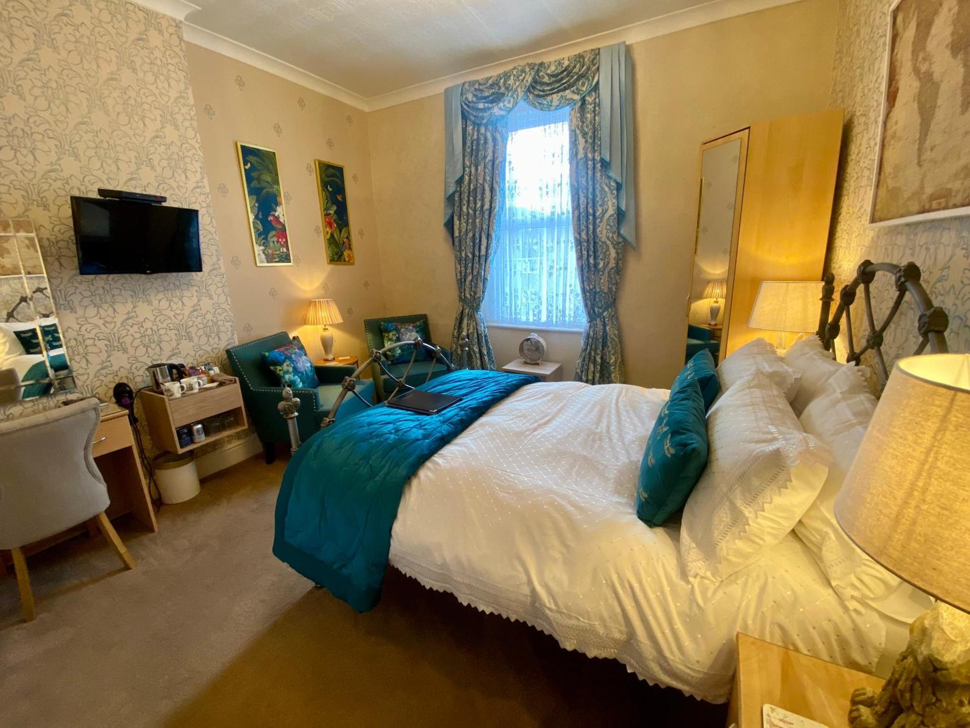 Stratford House Exclusively For Adults Hotell Llandudno Exteriör bild
