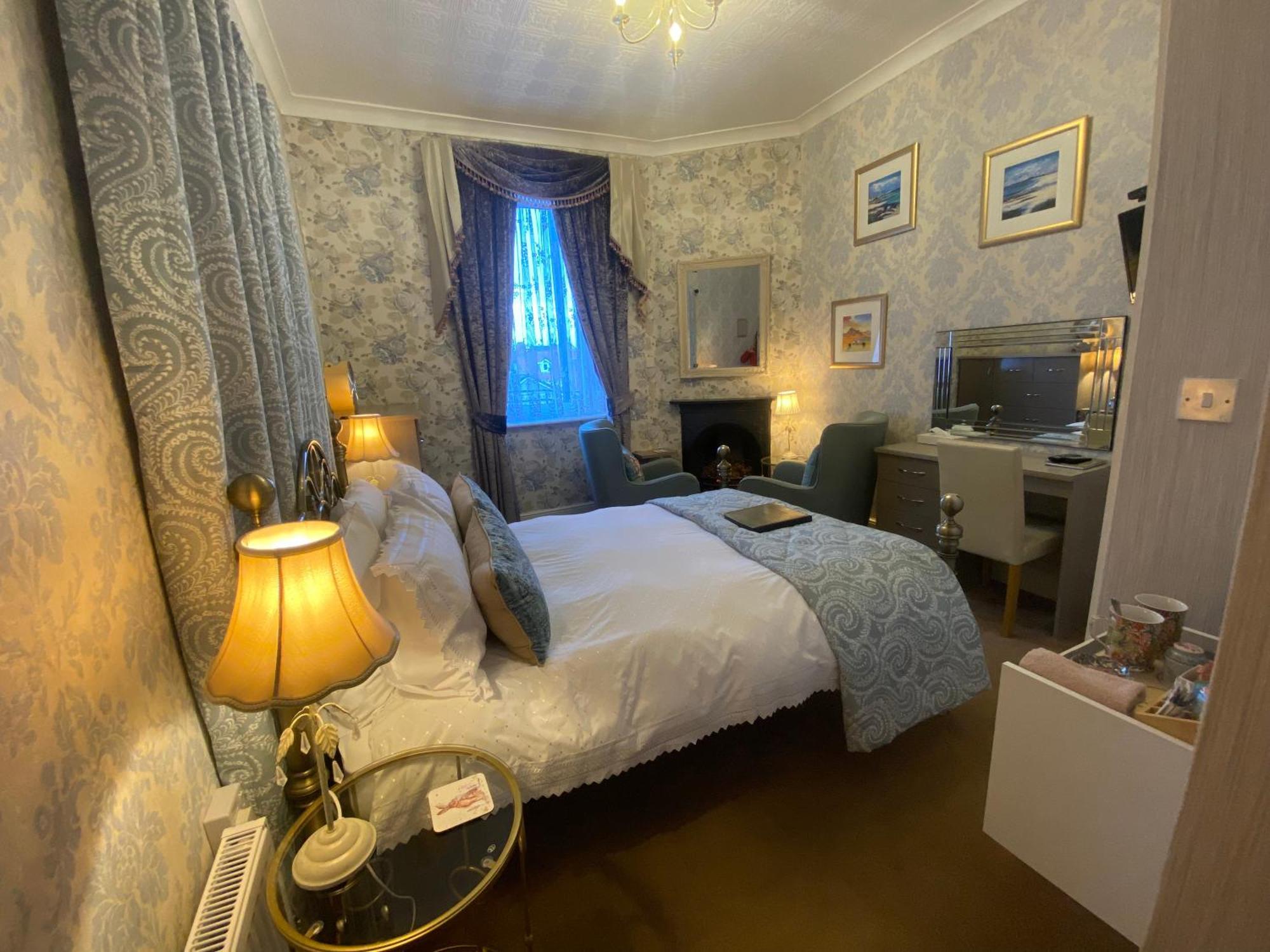 Stratford House Exclusively For Adults Hotell Llandudno Exteriör bild